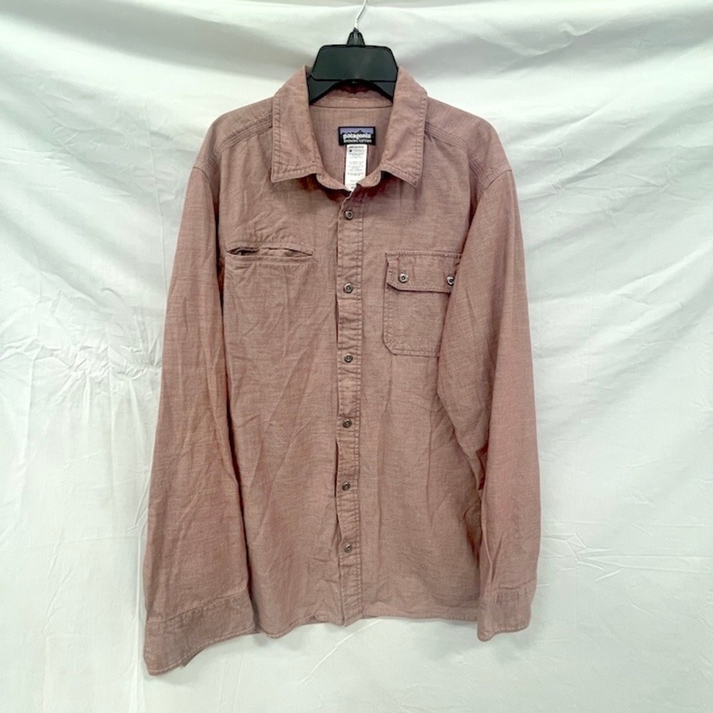 Patagonia Mens Organic Cotton Long‎ Sleeve Button Down Shirt Dusty Rose Medium